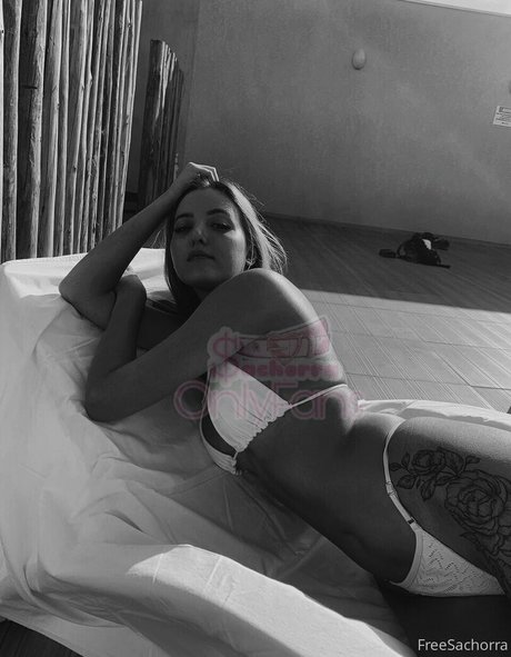 teen asian onlyfans nude pictures