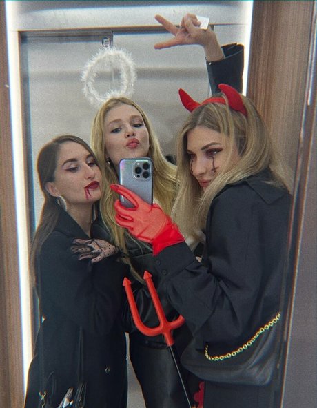 Ahrinyan xxx star image