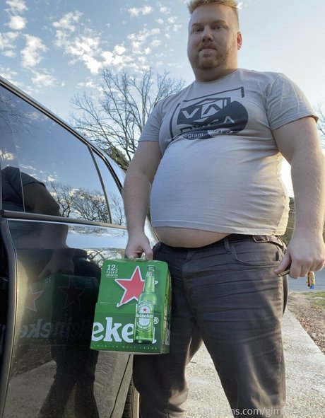 gimmefiction naked pornstar pic