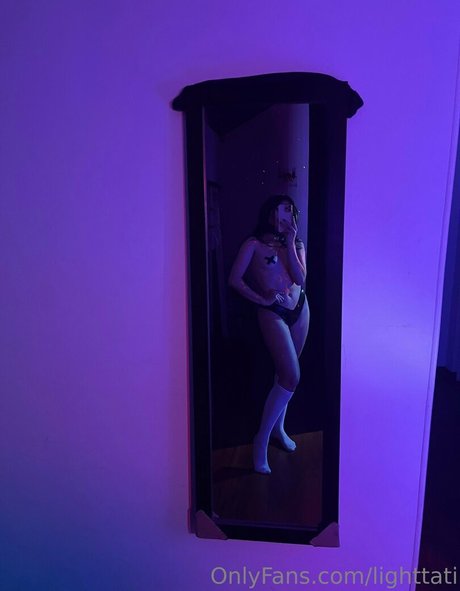lighttati star nudes gallery
