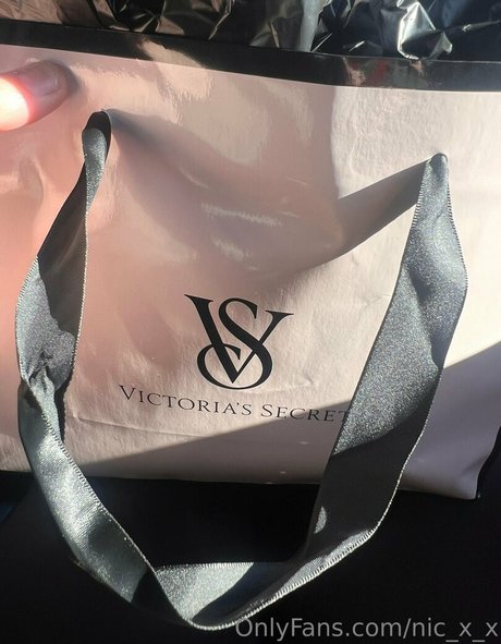 nic x x pornstar galleries