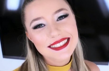 Carolina Sweets sex model photos