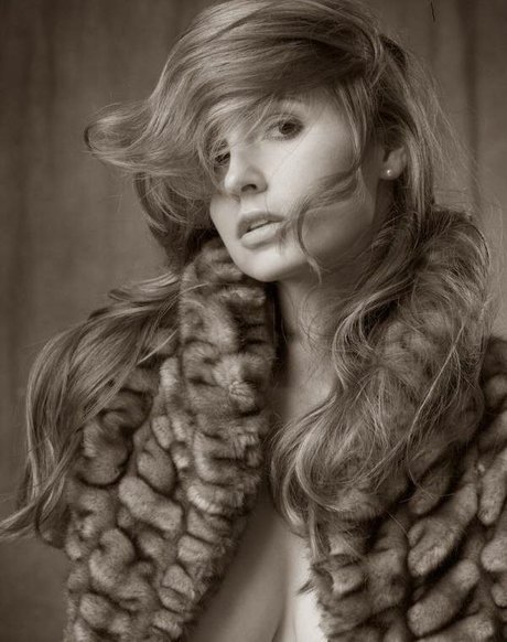 Corinna Daniela Roesch model hd image