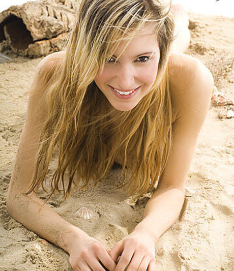 Corinna Daniela Roesch model free galleries