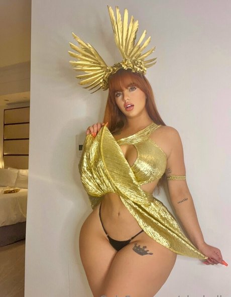 elyybella high quality model photo