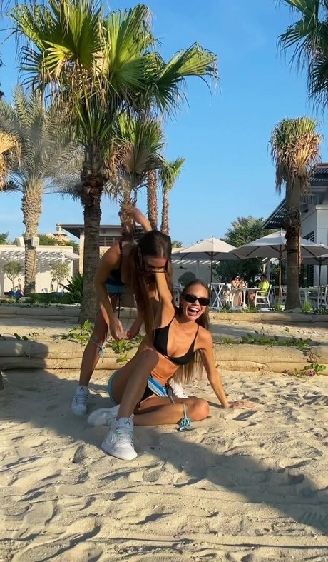 djtwins official nudes model pic