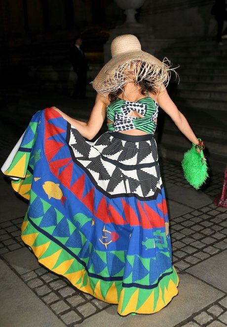 Rosario Dawson hot model picture