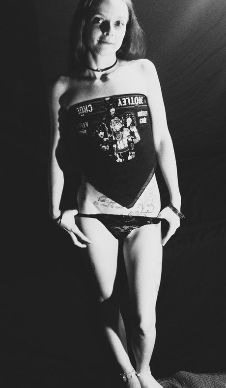 petitepixie69 pornstar hd pics