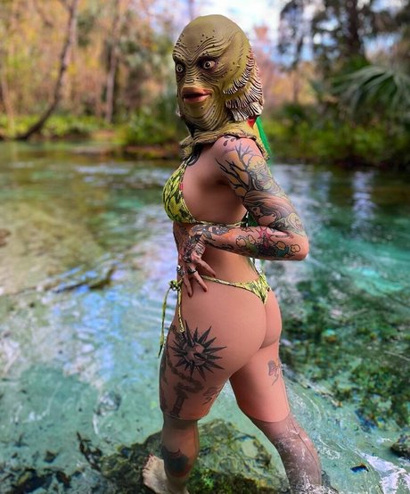 WWE Shotzi naked pornstar pictures