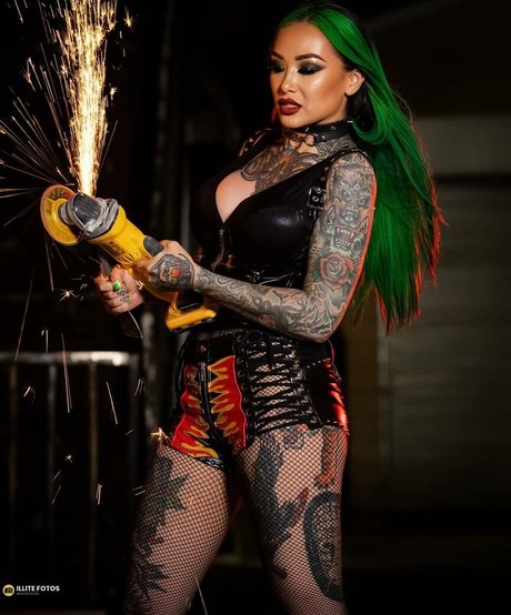 WWE Shotzi beautiful actress images