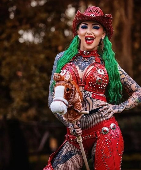 WWE Shotzi naked actress pic