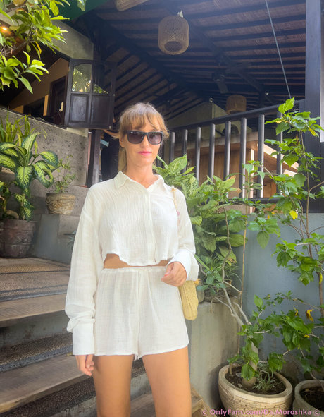 Da Moroshka model free pics