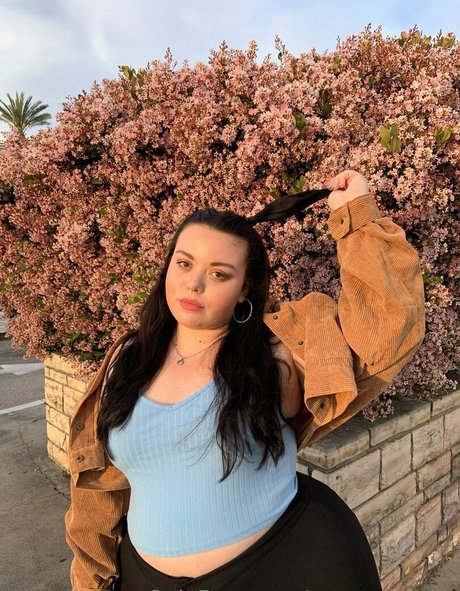 open legs onlyfans hot porn image