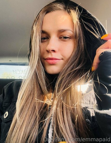 emmapaid star beautiful img