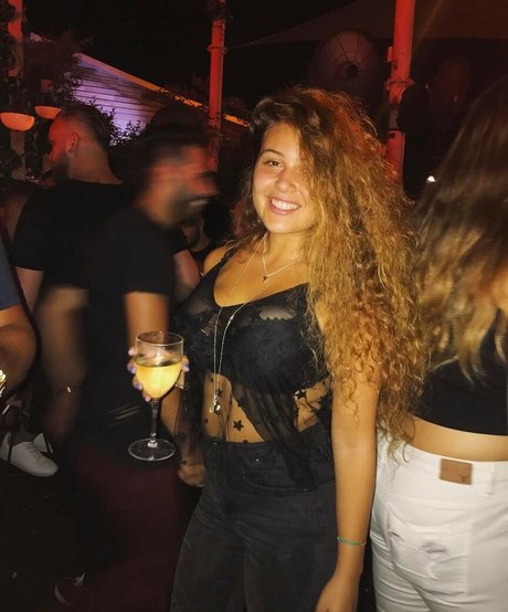 Shelley Rosenfeld hot star archive