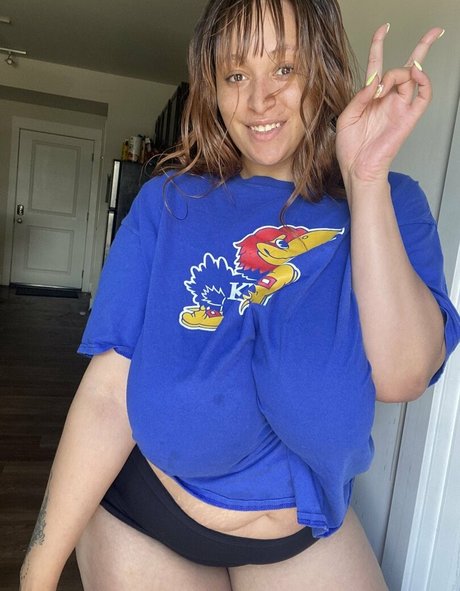 baby40k star pornographic photo