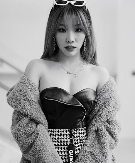 teen asian onlyfans free xxx images