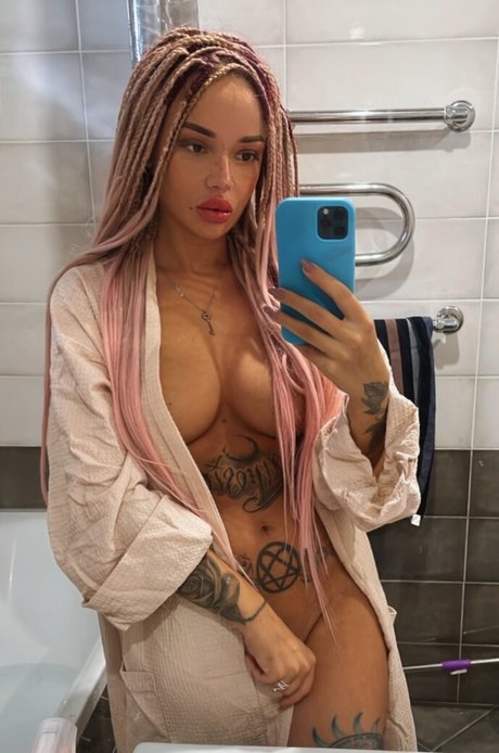 Baby Momo nudes pornstar photos