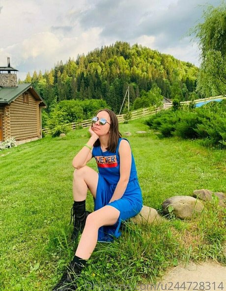 angelamom exclusive actress pic