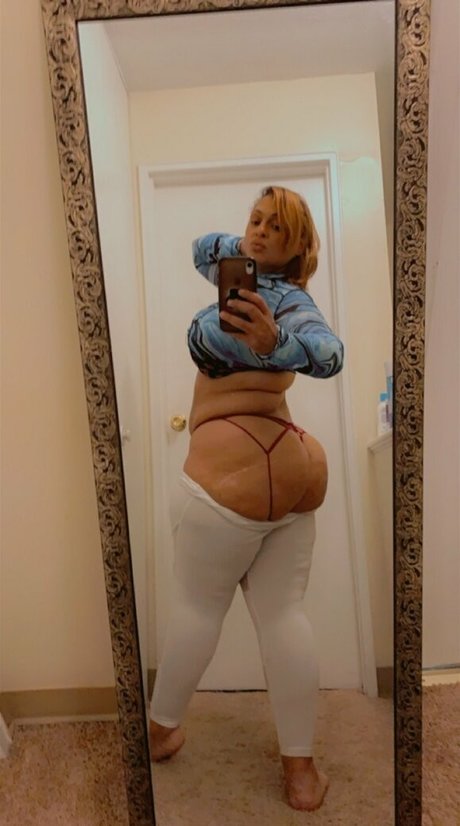 lolabooty111122 model sexy img