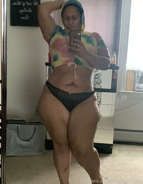 lolabooty111122 star nude pictures