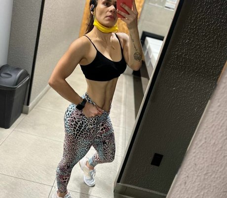 Pinche Ana Fit exclusive model img