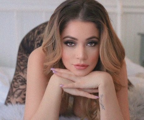 AliRosePB top model picture