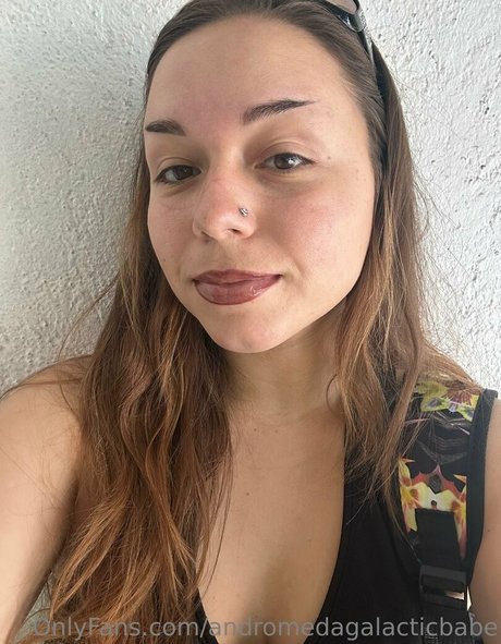 andromedagalacticbabe star exclusive pictures