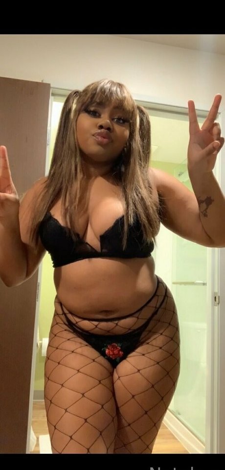 thiccxms model nice pictures