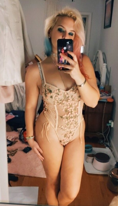 The Sarah Gracie exclusive pornstar photos