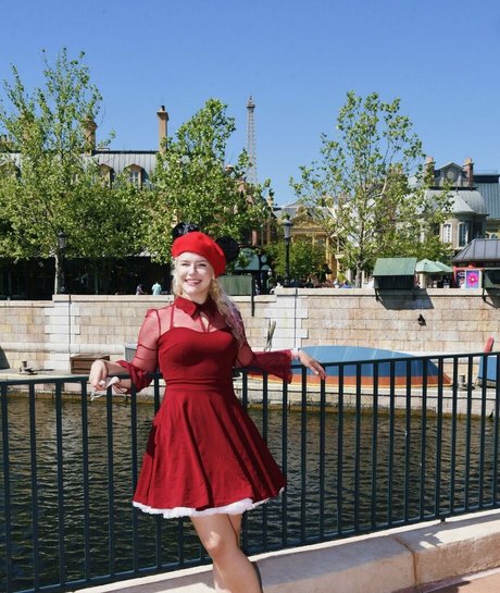 The Sarah Gracie nudes actress archive