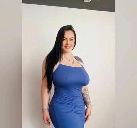 Laura Locuras erotic star photos