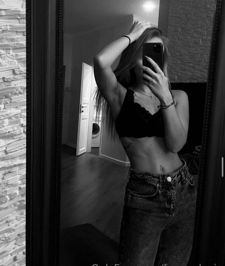 freemelanie pornstar art galleries