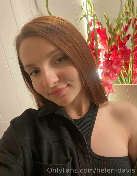 Helen Davis star best image