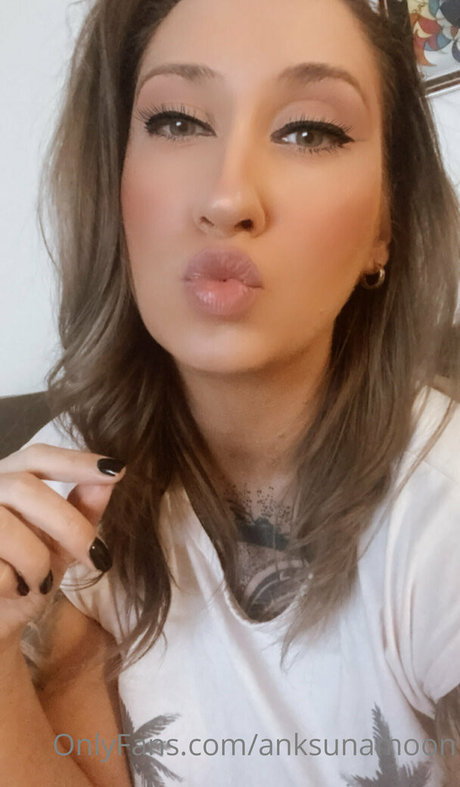 anksunamoon star high quality img