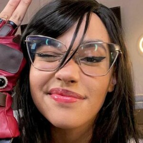 itsqueennovaa sexy actress gallery