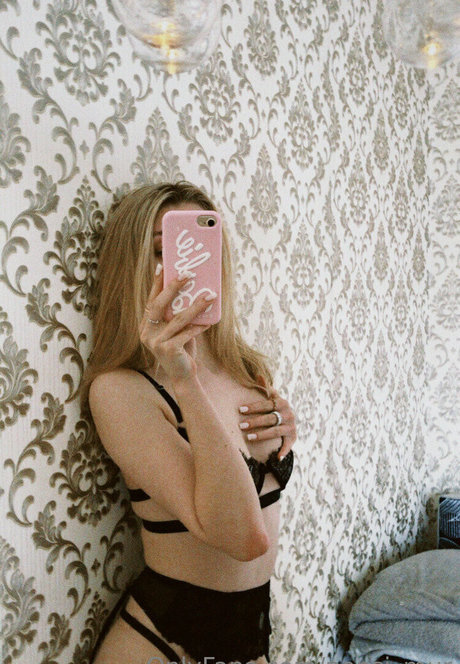 Nensi Mur Profile photo