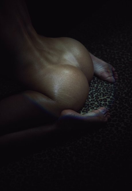 model onlyfans sexy naked image