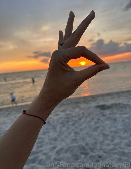 thick ass onlyfans naked image