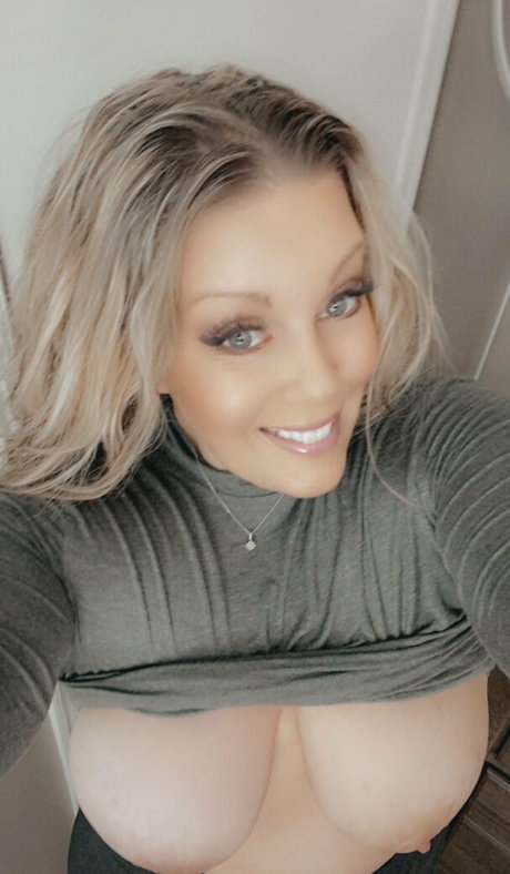 therealvixenval pornstar free galleries