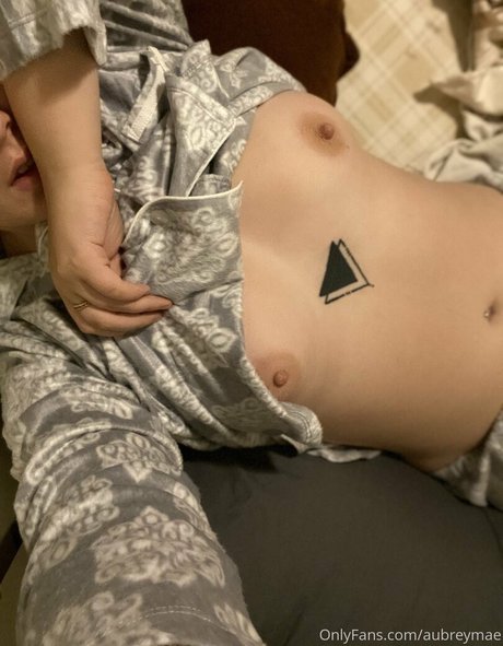 skinny babe onlyfans art nude images