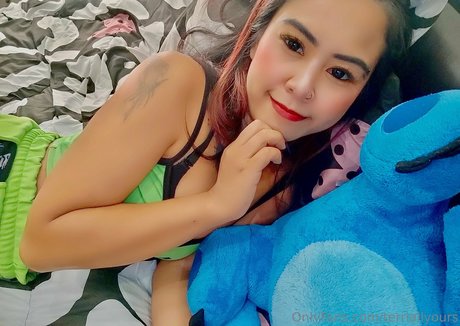 terriallyours star high quality picture