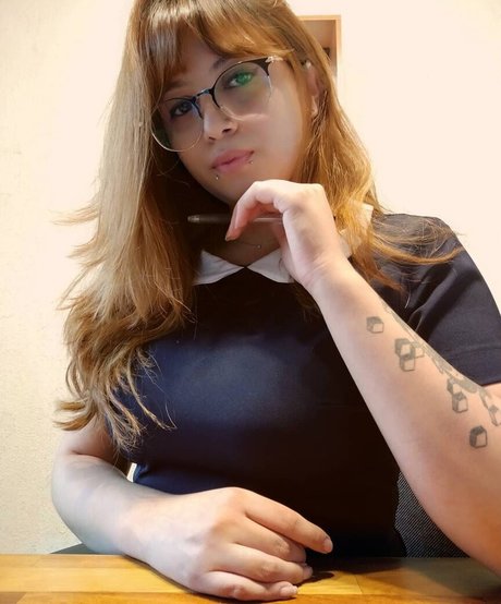 Lais Lisboa model pic