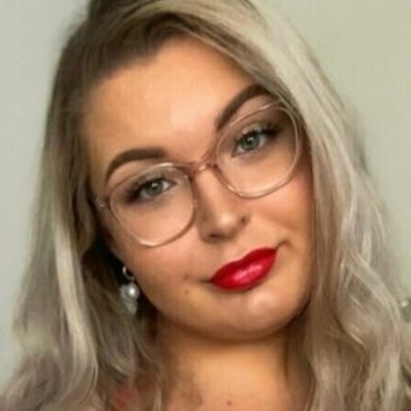 cheeky yelofree model nice pictures