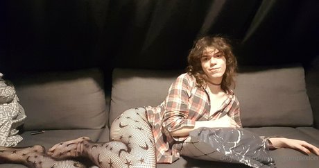 roseyccomplexion pornographic actress image