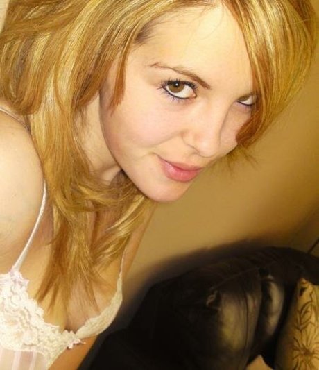 Mynuts Nuts Magazine adult star photo