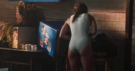 Tania Raymonde model xxx pics