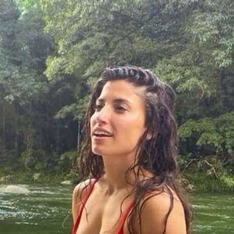 Tania Raymonde perfect model galleries