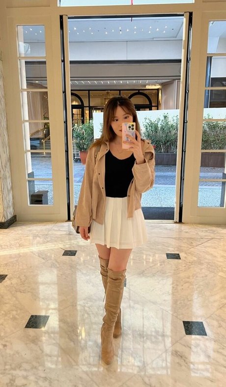 Plushys pornographic star pic