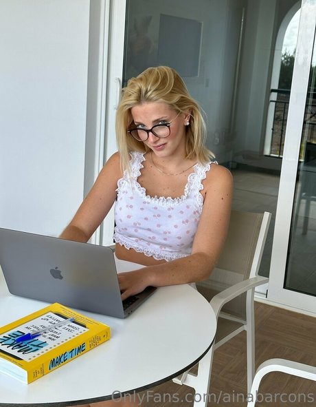 ainabarcons nude pornstar images
